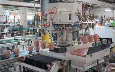 【豫見(jiàn)國(guó)際&middot;56期】焦作市西張莊村:國(guó)產(chǎn)西餐具暢銷海外30多年